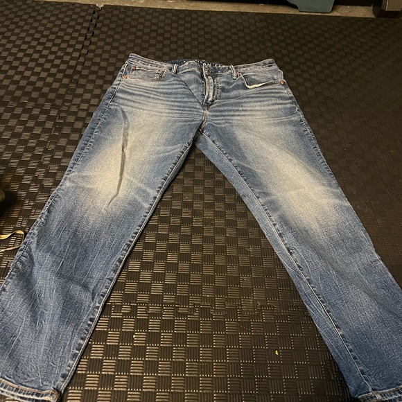 Classic Blue Denim Jeans athletic straight - Picture 3 of 6